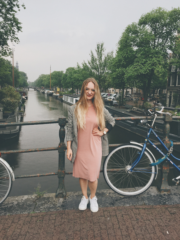 72A3351F-EC32-4E58-9CC4-ABFA440C9B21