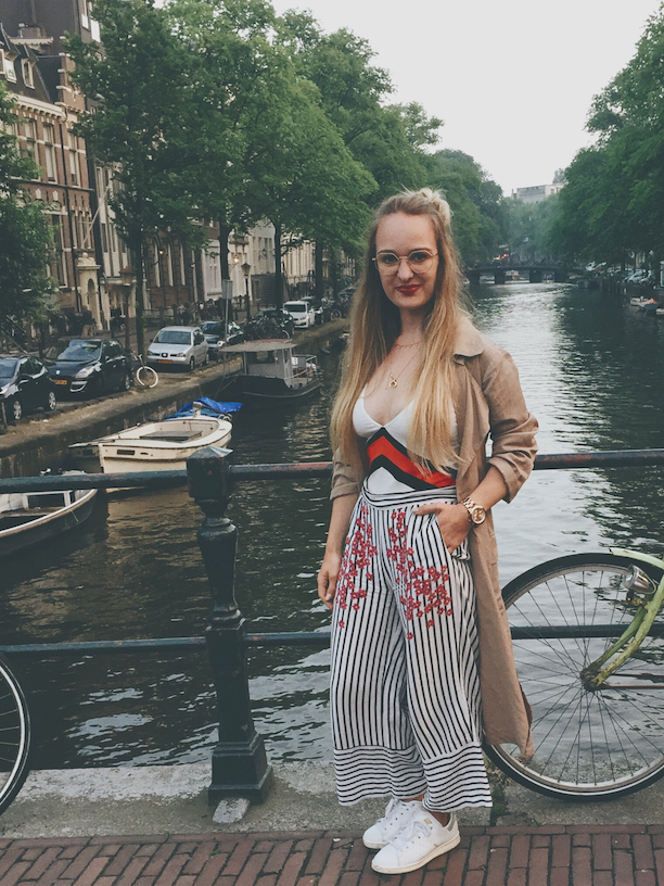 AED25DC1-6DF4-45C6-BD68-E6C91323E486