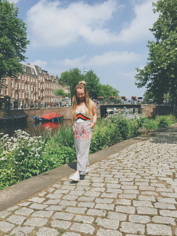 EECF9C46-118A-4417-9066-8E028AA72B5B