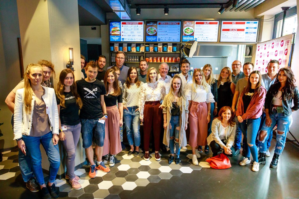 36245179_400246903814879_262482261960556544_o